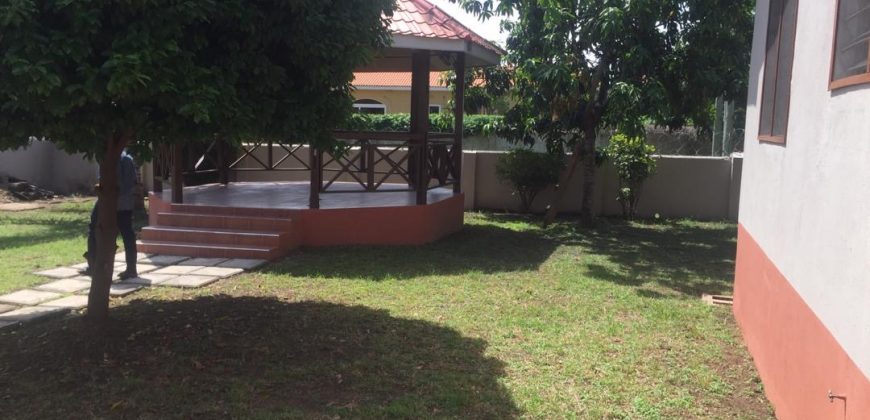 4 Bedroom House To Let In East Airport