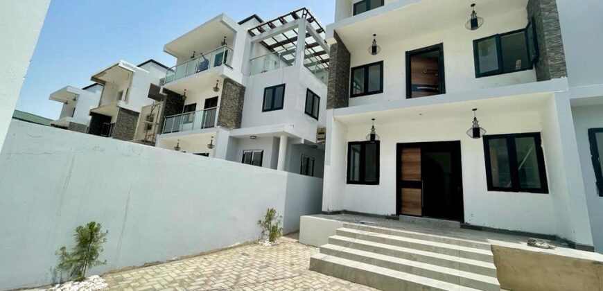 LUXURY 4 BEDROOM TOWNHOUSE FOR SALE IN LABONE, ACCRA