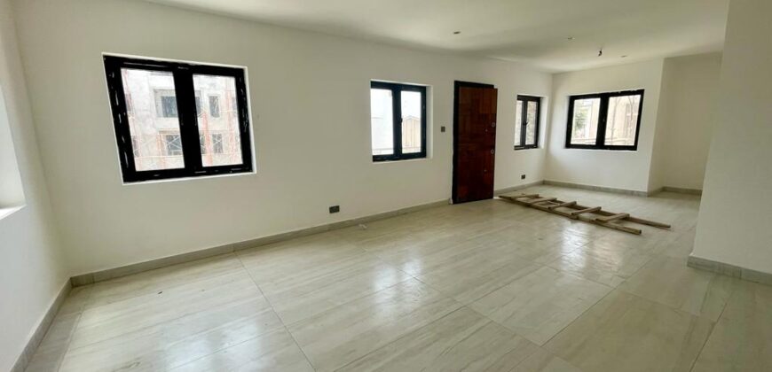 LUXURY 4 BEDROOM TOWNHOUSE FOR SALE IN LABONE, ACCRA