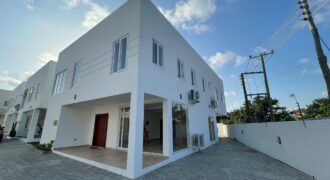 4 BEDROOM TOWNHOUSE FOR SALE AND RENT IN CANTONMENTS, ACCRA