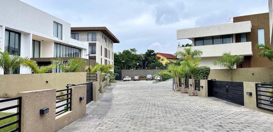 LUXURY 4 BEDROOM HOUSE IN A GATED HIGH END COMMUNITY IN CANTONMENTS
